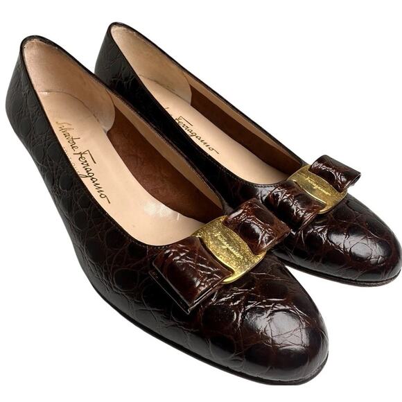 Vtg 90’s Salvatore Ferragamo Brown Calf Croc Leather Gold Bow Vara Shoes Sz 8 B - Picture 2 of 16